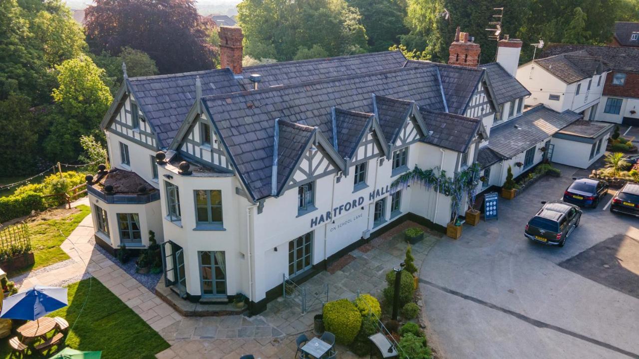 Hartford Hall On School Lane Northwich Exterior foto